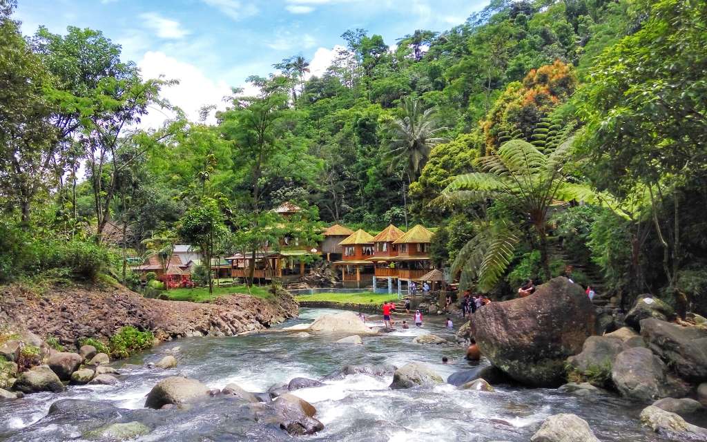 Curug Bayan baturaden